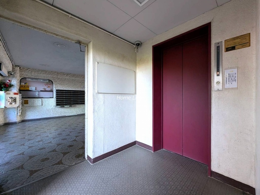 カーサ常盤台　エレベーターホール